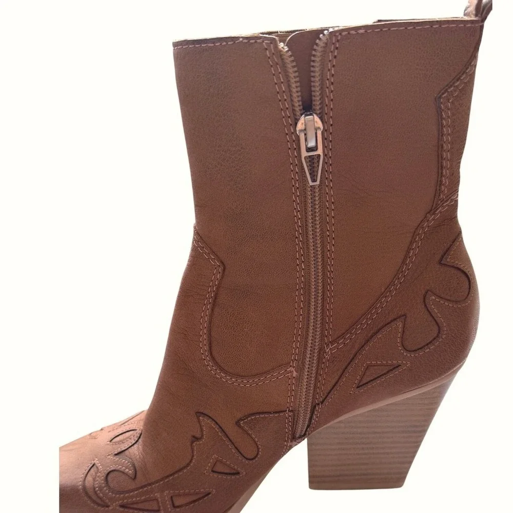 Dolce Vita  Ramson Brown Leather Western Ankle Boots  10 Cowgirl  Boho Festival